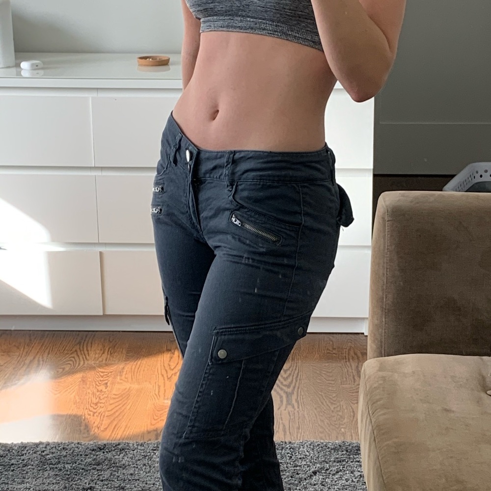 Cute utility style pants, low rise